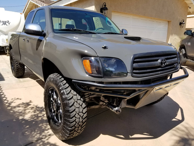 Load image into Gallery viewer, Toyota Tundra Fiberglass Fenders