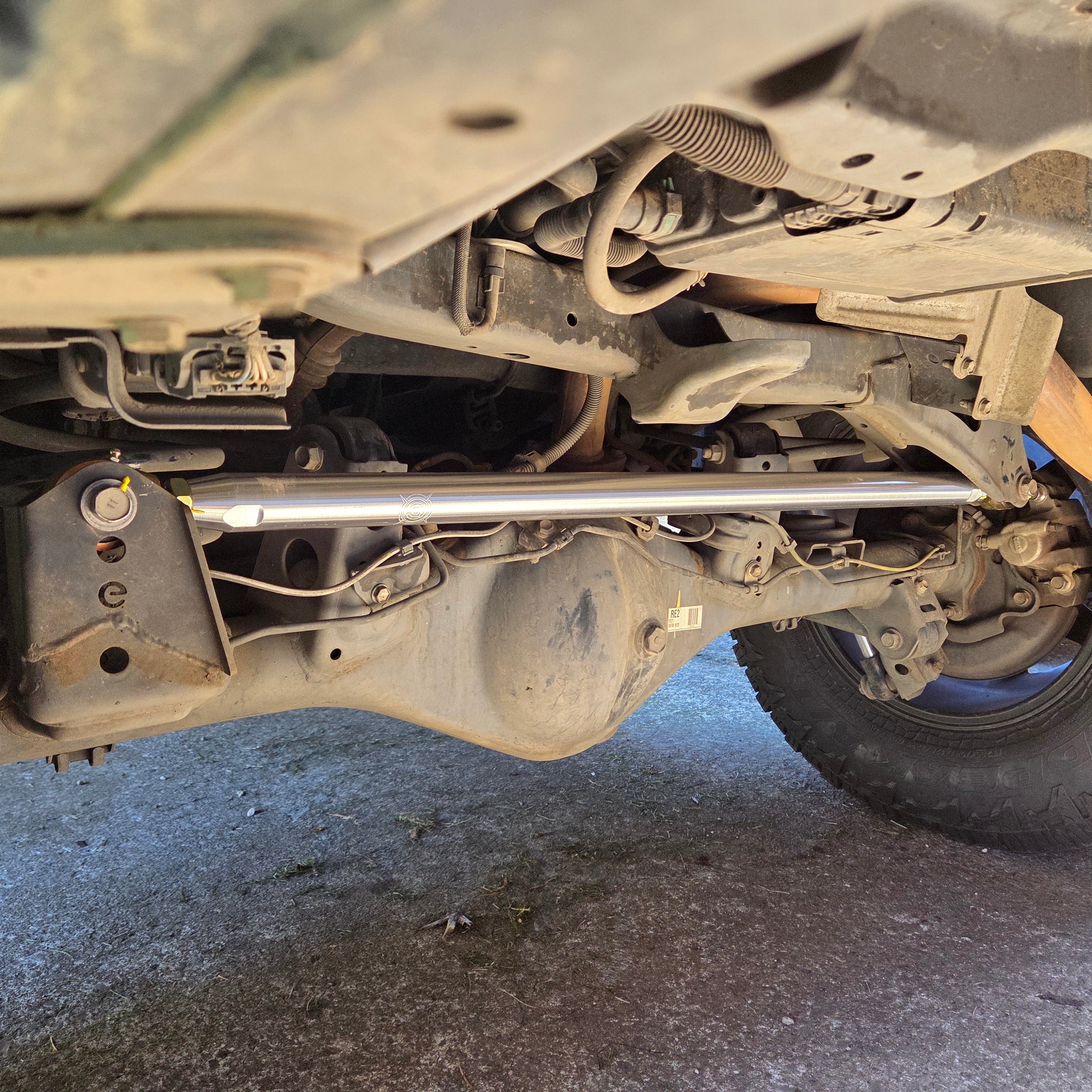 ROADMAN シルバー 荷台 Panhard Bar - 96+ 4runner, FJ Cruiser, GX – SRQ Fabrications