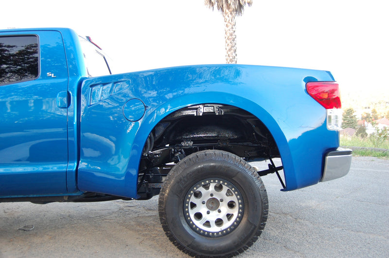 Load image into Gallery viewer, 07-13 Toyota Tundra 4" Bulge TT Style Off Road Fiberglass Bedsides - 6.5 Bed - McNeil Racing Inc