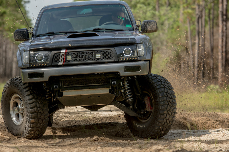 Load image into Gallery viewer, 96-02 4runner Corner Lights - SRQ Fabrications