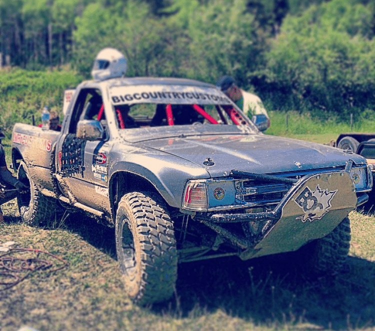 Load image into Gallery viewer, 89-95 Toyota Pickup 3" Bulge Off Road Fiberglass Fenders