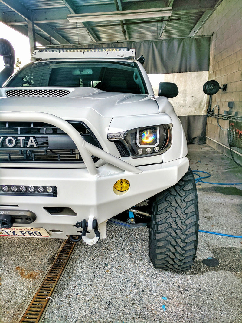 Load image into Gallery viewer, 05-15 Toyota Tacoma 2" Bulge Off Road Fiberglass Fenders - McNeil Racing Inc