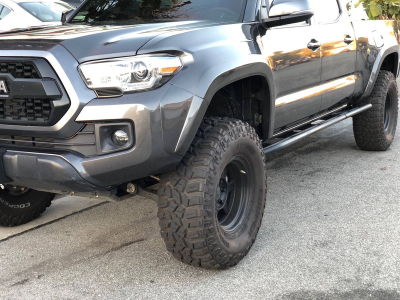 Load image into Gallery viewer, 2016+ Tacoma 3" Bulge Off Road Fiberglass Fenders