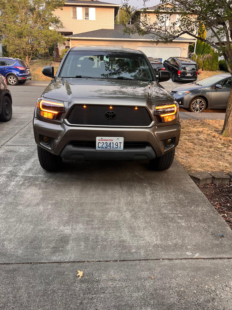 Load image into Gallery viewer, 2012-2015 2nd Gen Tacoma Mesh Grille