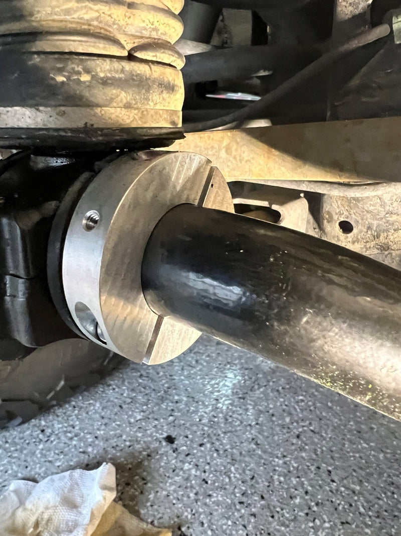 Load image into Gallery viewer, KDSS Rear Sway Bar Clamps