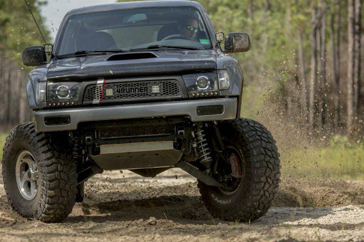 Load image into Gallery viewer, 96-02 3rd Gen 4runner Amber Turn Signal LED Filler Panels - SRQ Fabrications