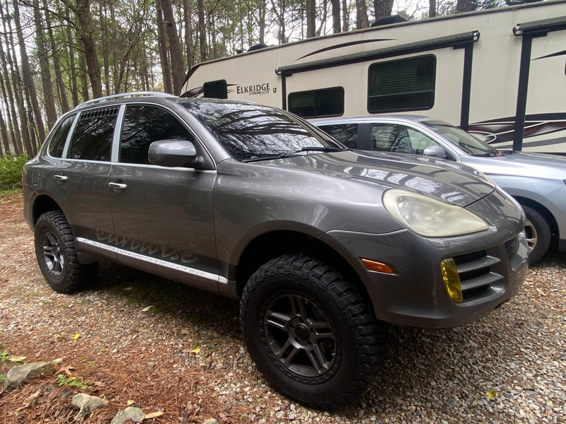 Load image into Gallery viewer, Porsche Cayenne/VW Touareg Window Vents (955/957/T1/T2) - Visual Autowerks