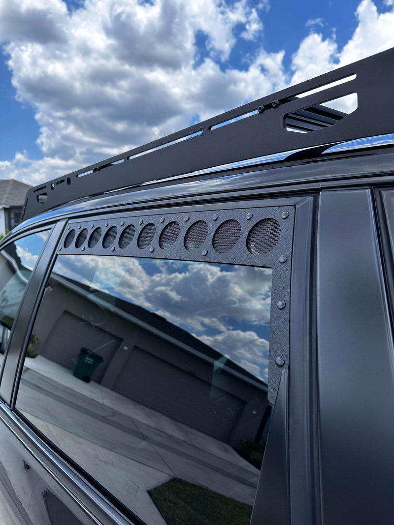 Load image into Gallery viewer, Porsche Cayenne/VW Touareg Window Vents (955/957/T1/T2) - Visual Autowerks