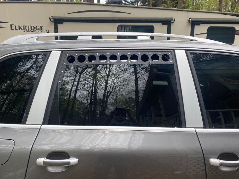 Load image into Gallery viewer, Porsche Cayenne/VW Touareg Window Vents (955/957/T1/T2) - Visual Autowerks