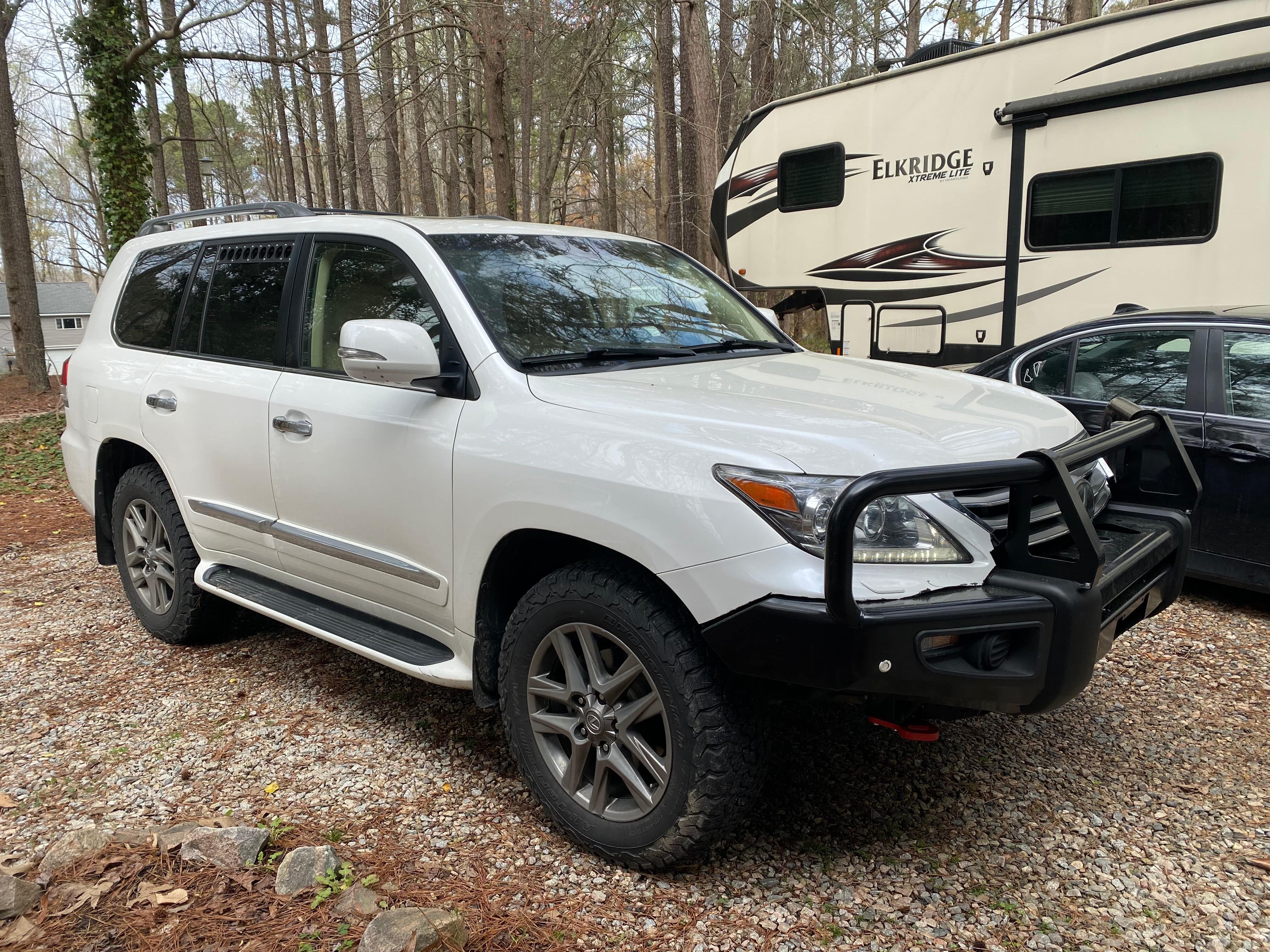 ランクル200 LX570 クロスバー　エアロバー　北米 2008-2021 200 Series Land Cruiser / LX570 Visual Autowerks Window