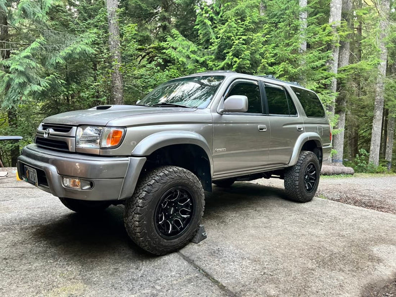 Load image into Gallery viewer, 1996-2002 3rd Gen 4Runner Bilstein 5100 2.5" Lift Kit