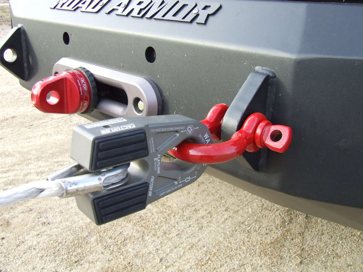 Factor 55 FlatLink E Expert Version Winch Shackle Mount Assembly