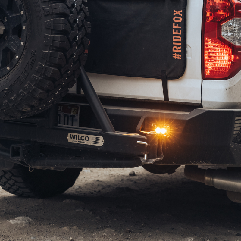 Load image into Gallery viewer, heretics flush mount ba-2 amber pod light bumper mounted