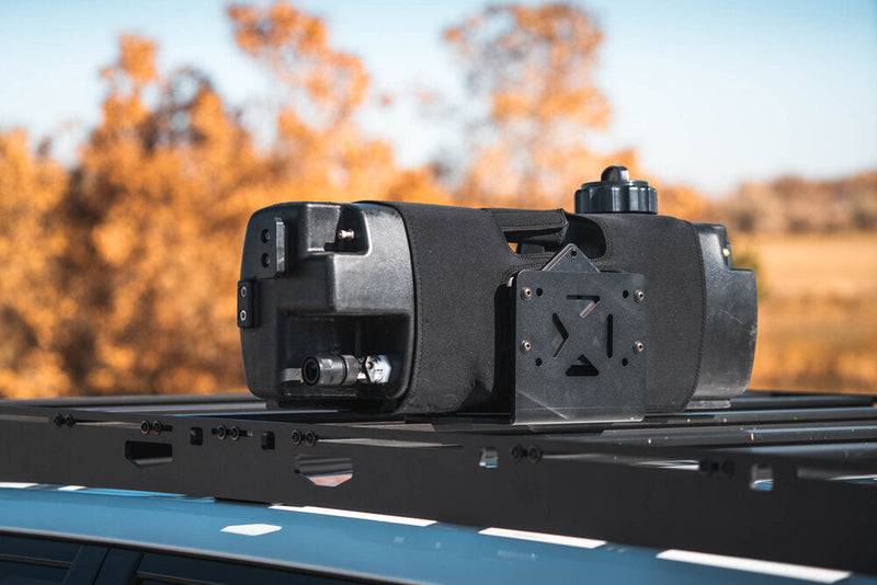 Load image into Gallery viewer, Waterport Day Tank - Sherpa Equipment Company