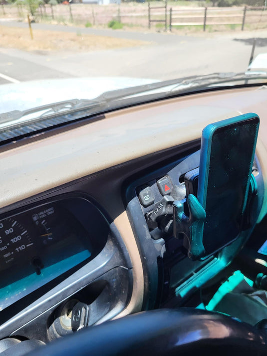 96-02 3rd Gen 4Runner Billet Clock RAM Mount - SRQ Fabrications