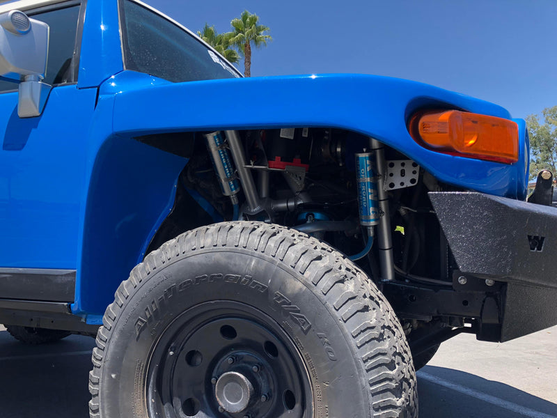 Load image into Gallery viewer, FJ Cruiser Fiberglass One Piece
