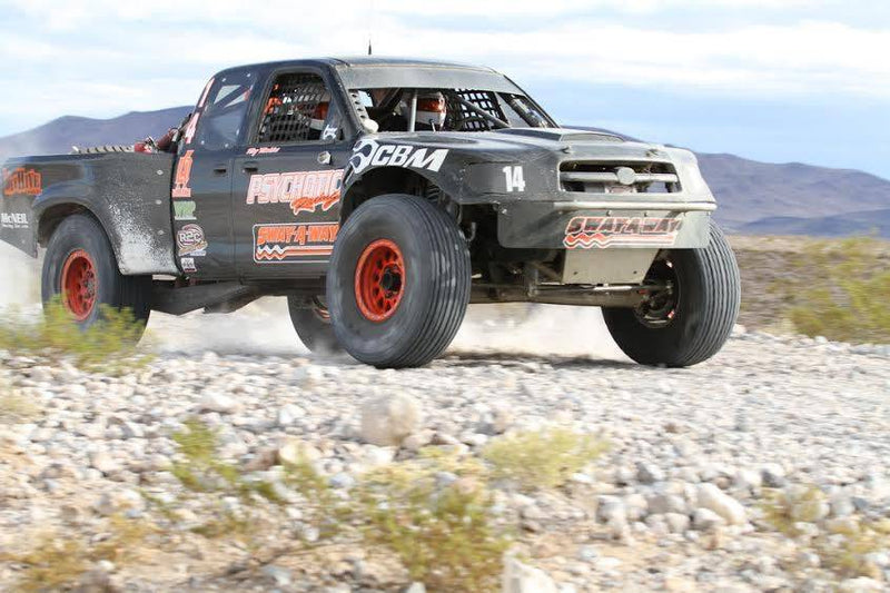 Load image into Gallery viewer, 2000-2006 Tundra Off Road Fiberglass One Piece
