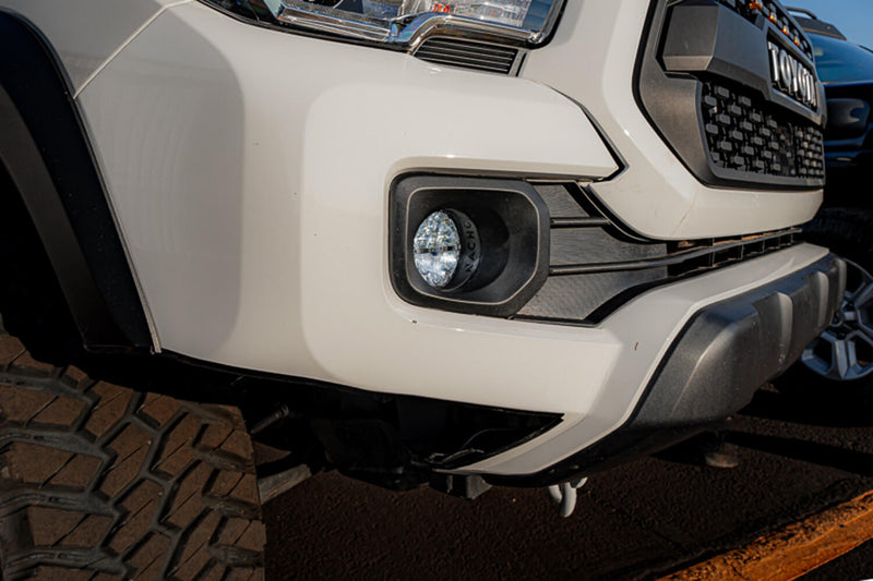 Load image into Gallery viewer, Nacho Quatro Fog Mount - Tacoma, Tundra, 4Runner
