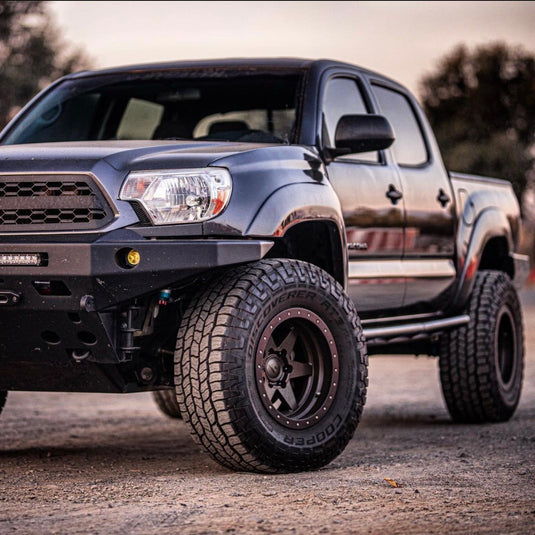 05-15 Toyota Tacoma 2