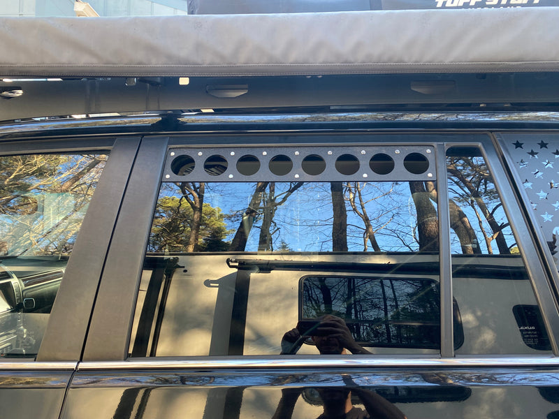 Load image into Gallery viewer, 2010-2023 GX460 Side Visual Autowerks Window Vents
